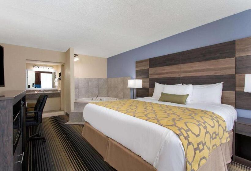 בית מלון כפרי Baymont By Wyndham Cheraw