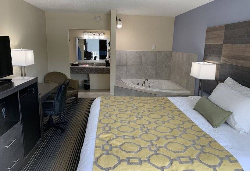 בית מלון כפרי Baymont By Wyndham Cheraw