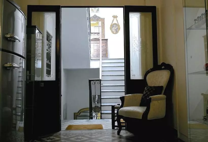 هتل Caffè Dell Arte Boutique Rooms Locarno