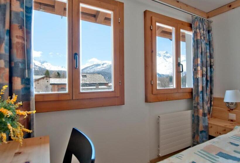 酒店 Chesa Grischa