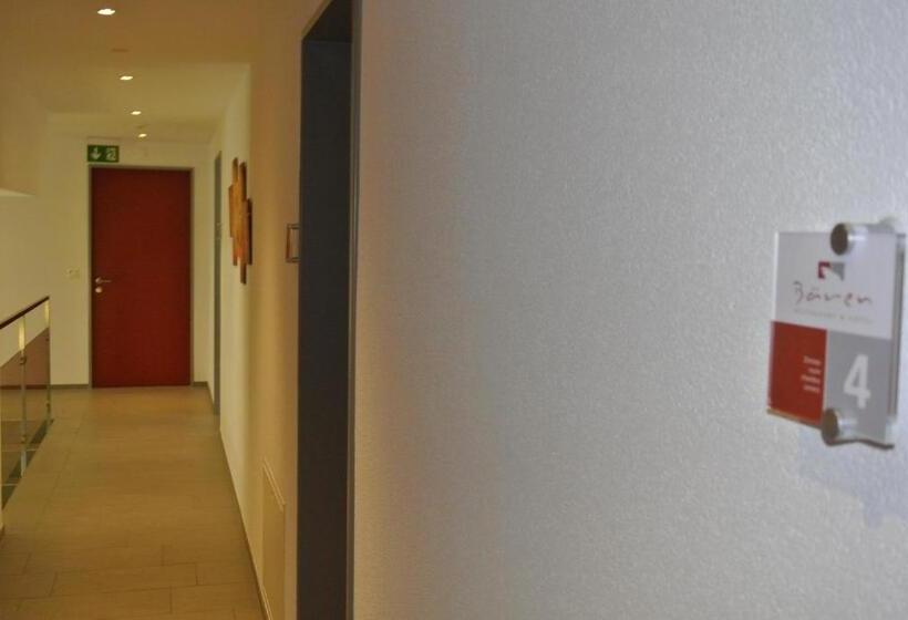 בית מלון כפרי Garni Bären Bazenheid