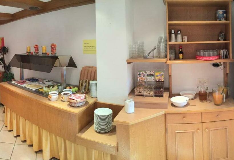 Отель Gästehaus Am Graben