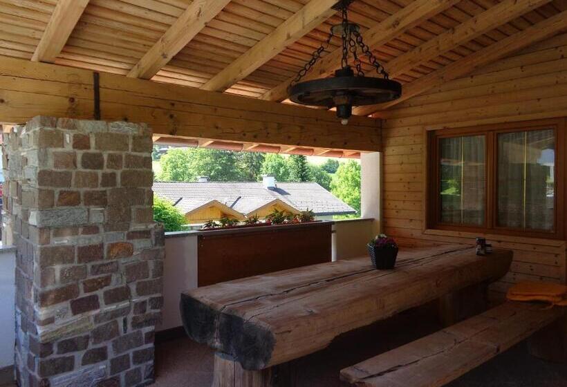 Отель Haus Enzian