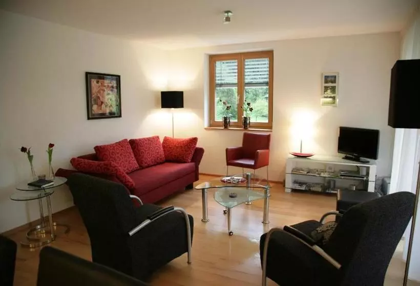ホテル Haus Kanisblick