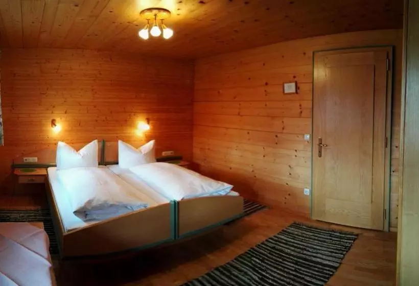 هتل Haus Maria-theresia