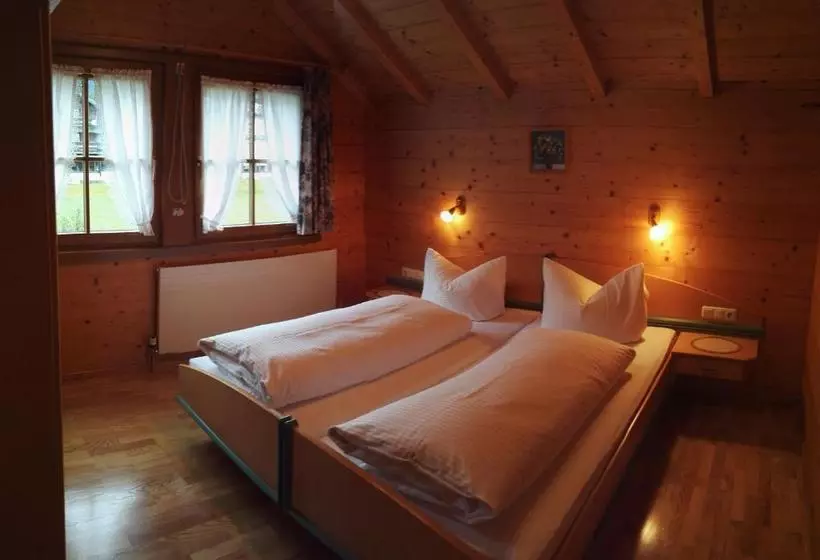 هتل Haus Maria-theresia