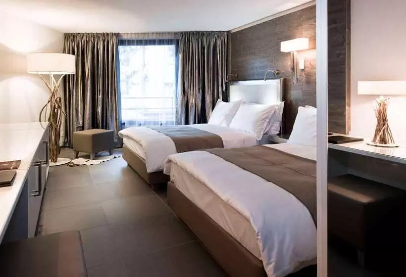 Hotelli Morosani Fiftyone   The Room Only