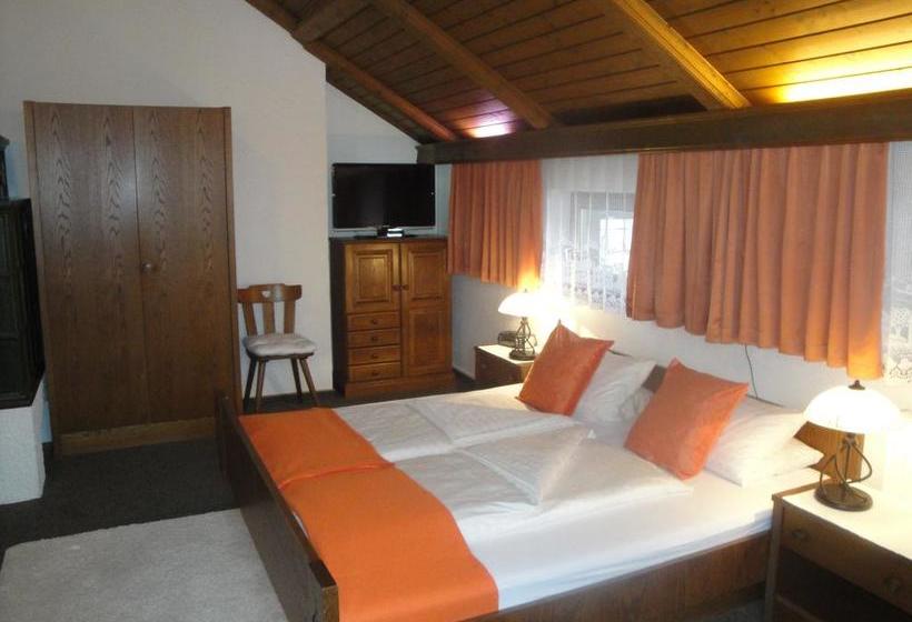 ホテル Pension Schwaiger