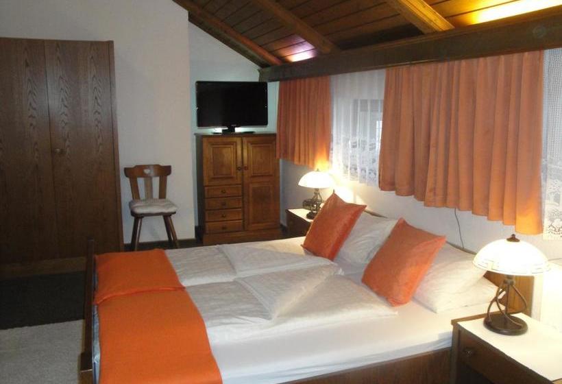 ホテル Pension Schwaiger