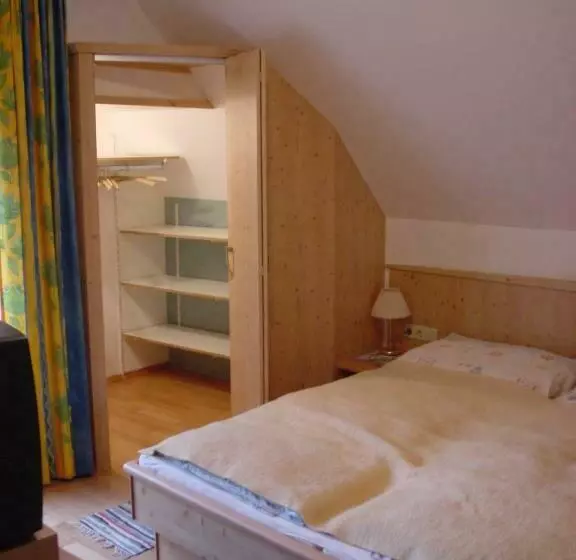 Hotelli Pension   Bauernhof