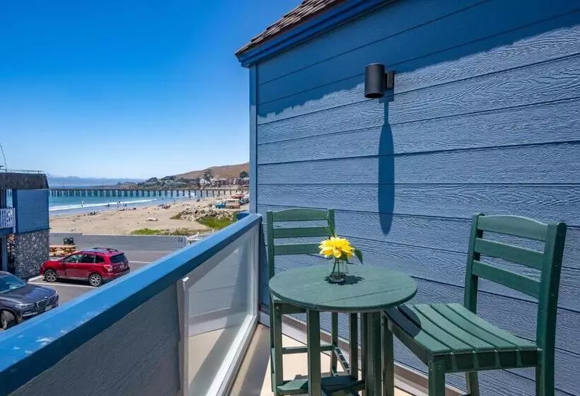 ホテル Shoreline Inn...on The Beach