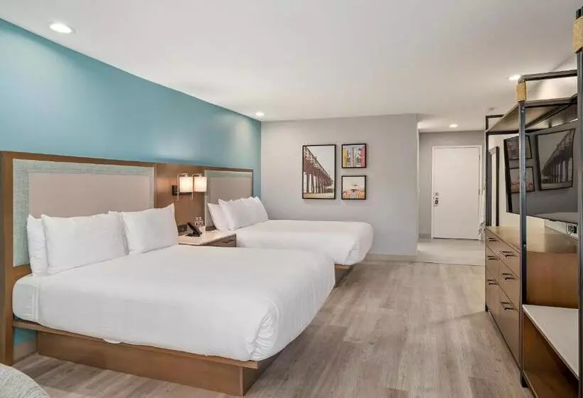 ホテル Shoreline Inn...on The Beach