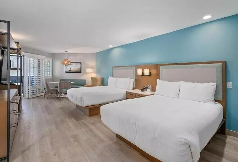 ホテル Shoreline Inn...on The Beach