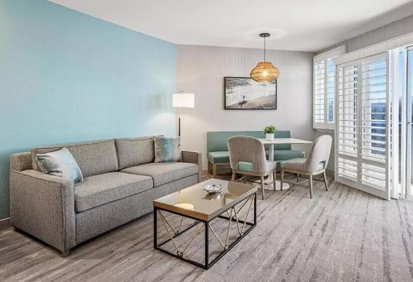 ホテル Shoreline Inn...on The Beach