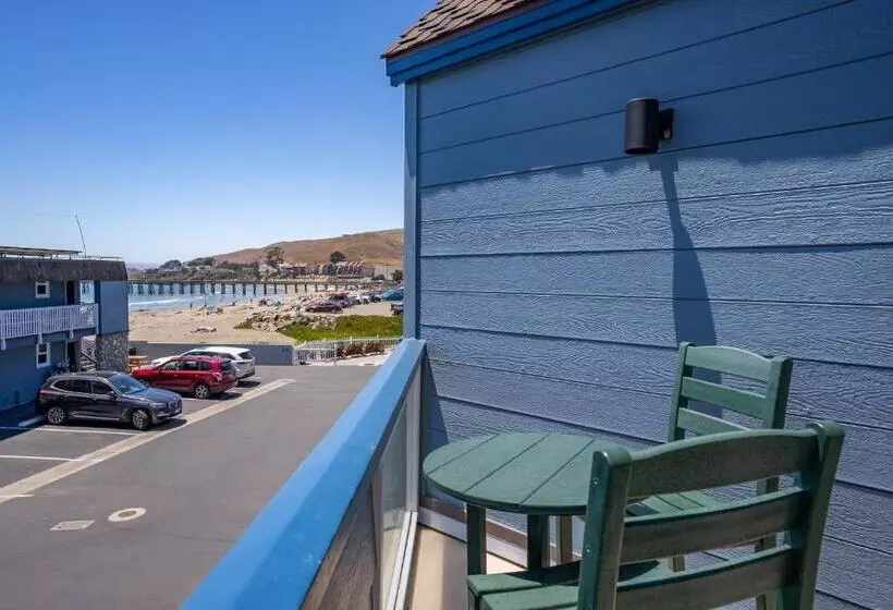 ホテル Shoreline Inn...on The Beach