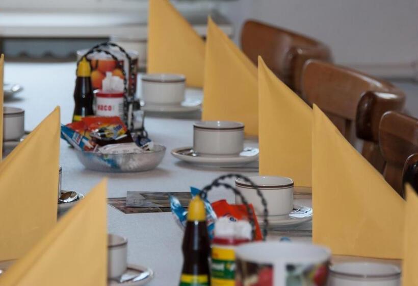 בית מלון כפרי Speiserestaurant Traube