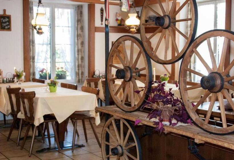 בית מלון כפרי Speiserestaurant Traube