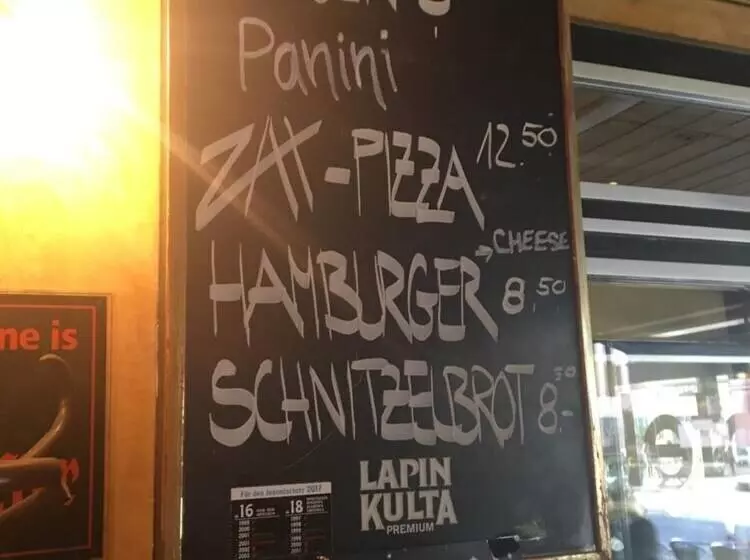 ホテル Zak Neuhausen