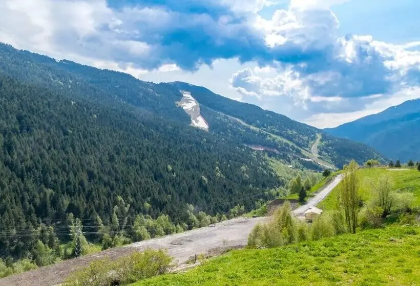 Apartamentos Valle De Incles Deluxe Mikka