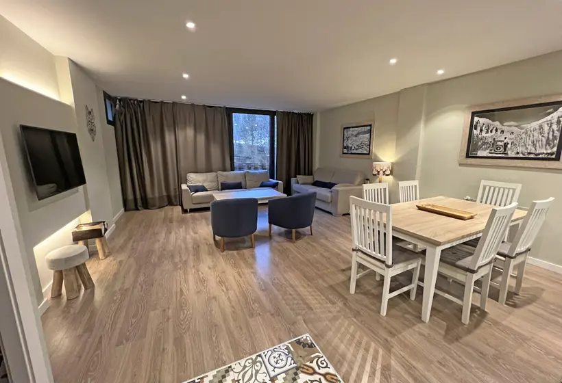 Apartamentos Valle De Incles Deluxe Mikka