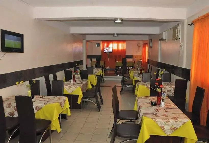 De Castle Hotel Annex