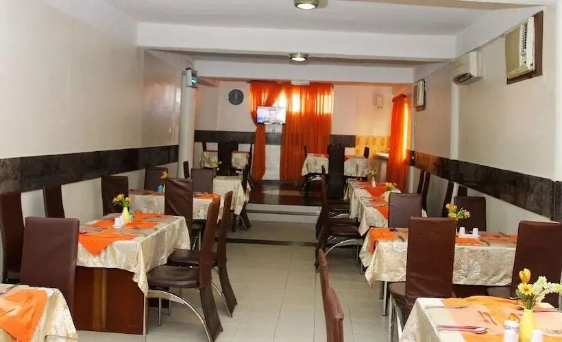 De Castle Hotel Annex