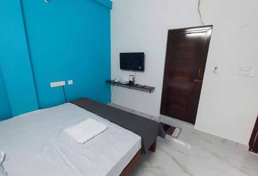 ホテル Sri Aksha Residency