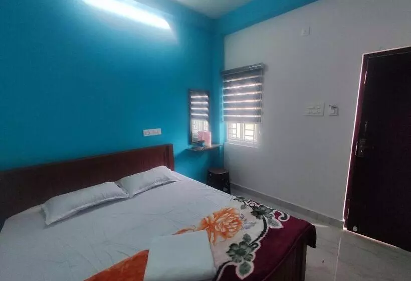 ホテル Sri Aksha Residency
