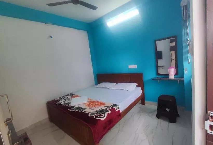 ホテル Sri Aksha Residency