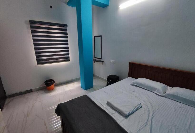 فندق Sri Aksha Residency