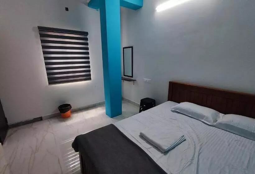 ホテル Sri Aksha Residency