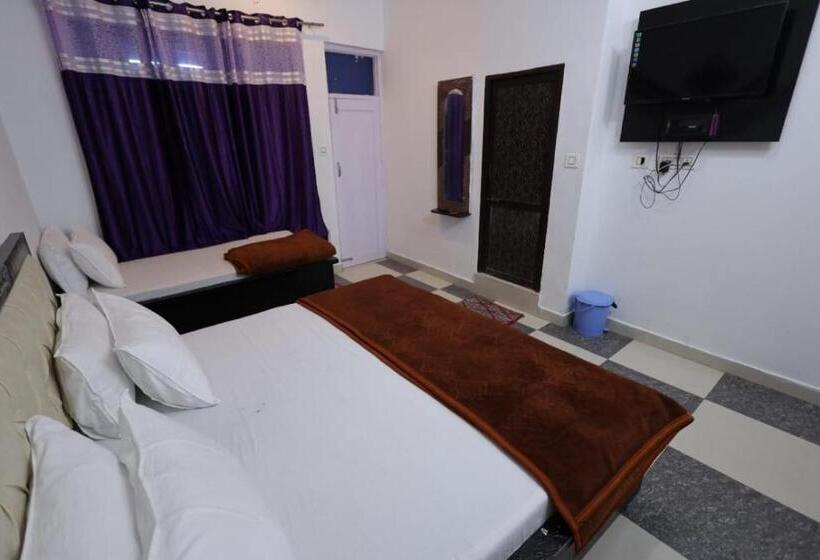 בית מלון כפרי The Queen, Himachal Pradesh