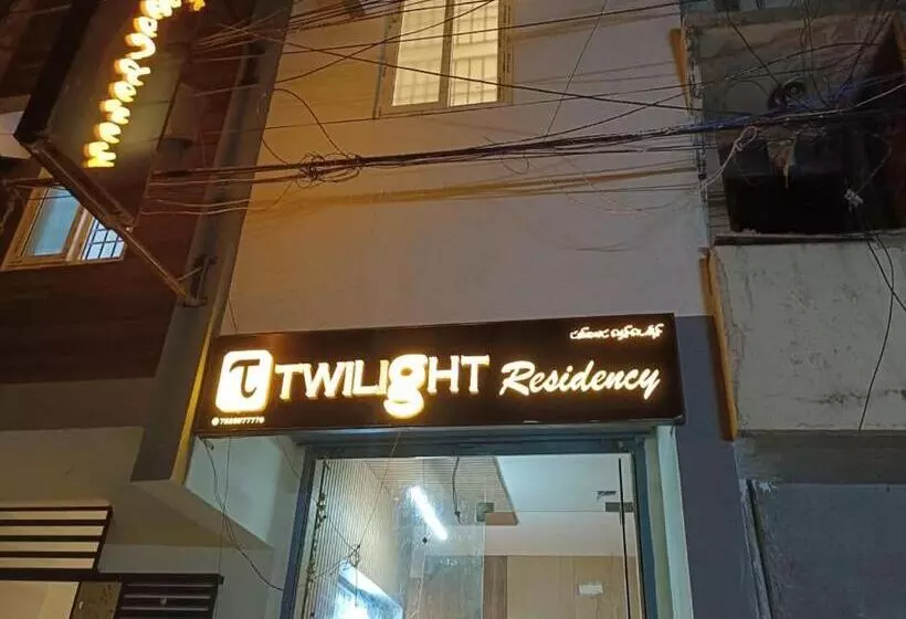 Hotelli Super Collection O Thousand Lights Chennai