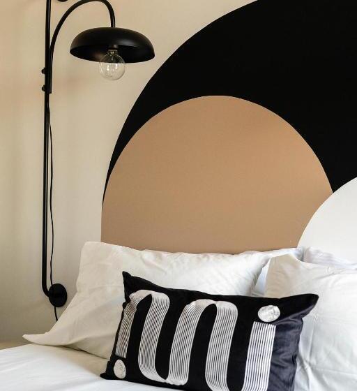 Maison Place Royale By Luxury In Transit