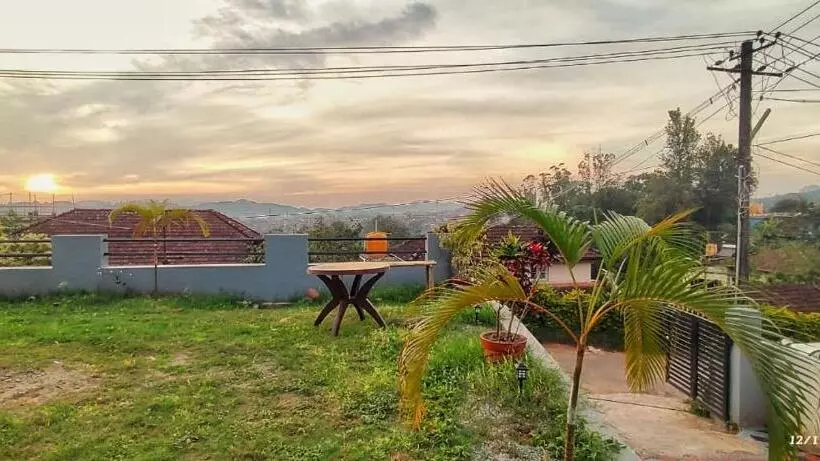 ペンション Coorg Kairav Homestay