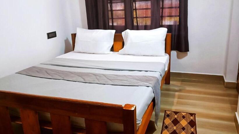 ペンション Coorg Kairav Homestay