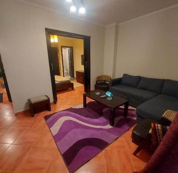 شاليه بورتو مارينا الساحل الشمالي