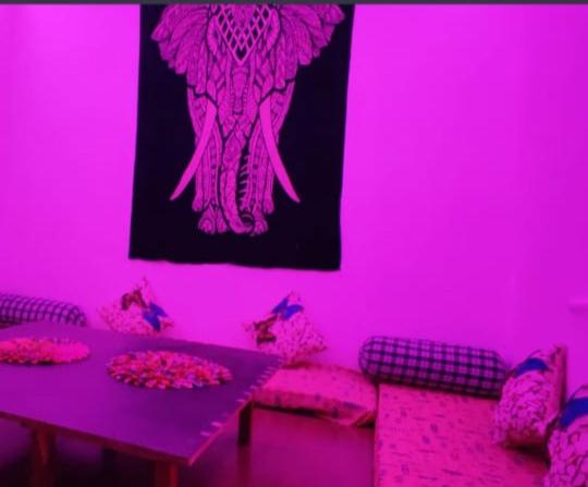 Aanand Palace Hostel