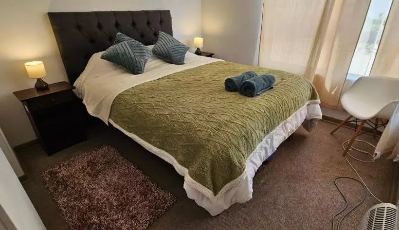 تختخواب و صبحانه Habitacion Tranquila Y Central Con Estacionamiento Privado
