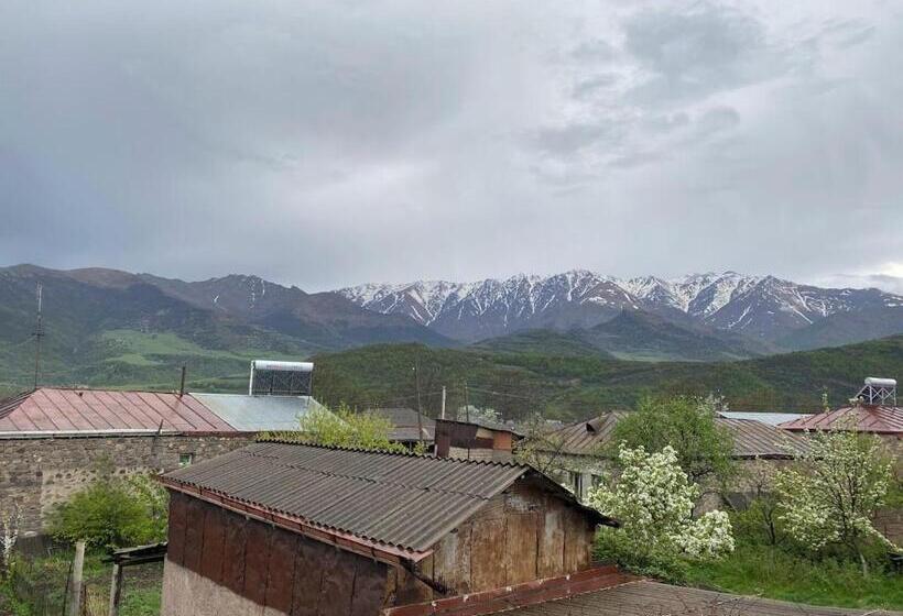 Bed & Breakfast Gevorgyans