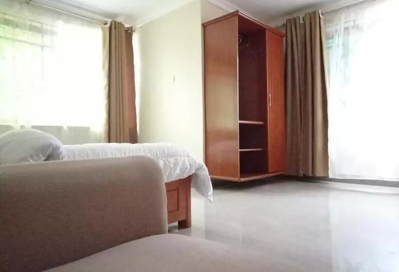 Des Grand Hotel Mwanza