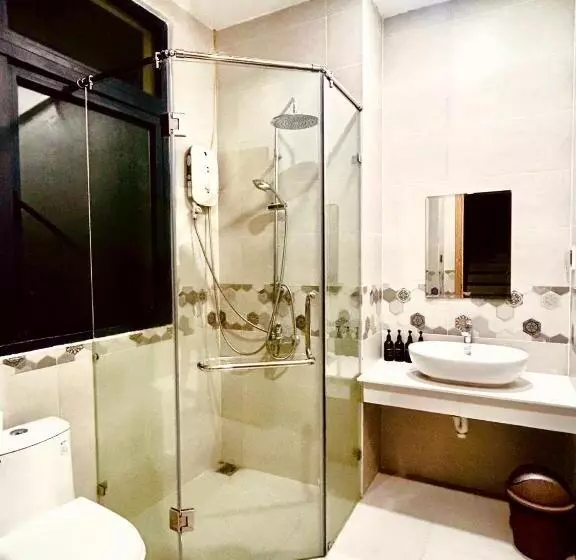Herbs Spa & Hotel Riverside Grand World