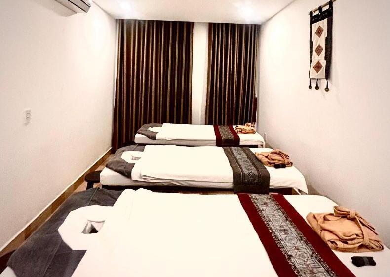 Herbs Spa & Hotel Riverside Grand World