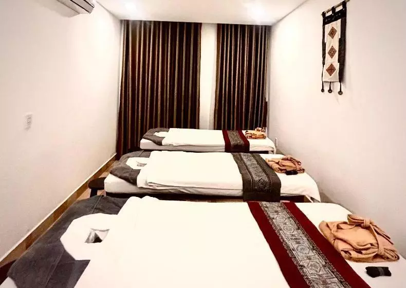 Herbs Spa & Hotel Riverside Grand World