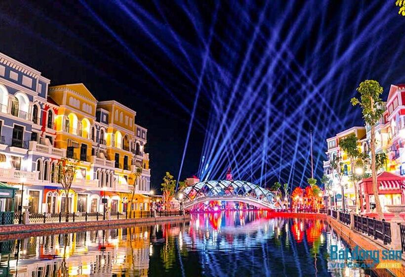 Herbs Spa & Hotel Riverside Grand World