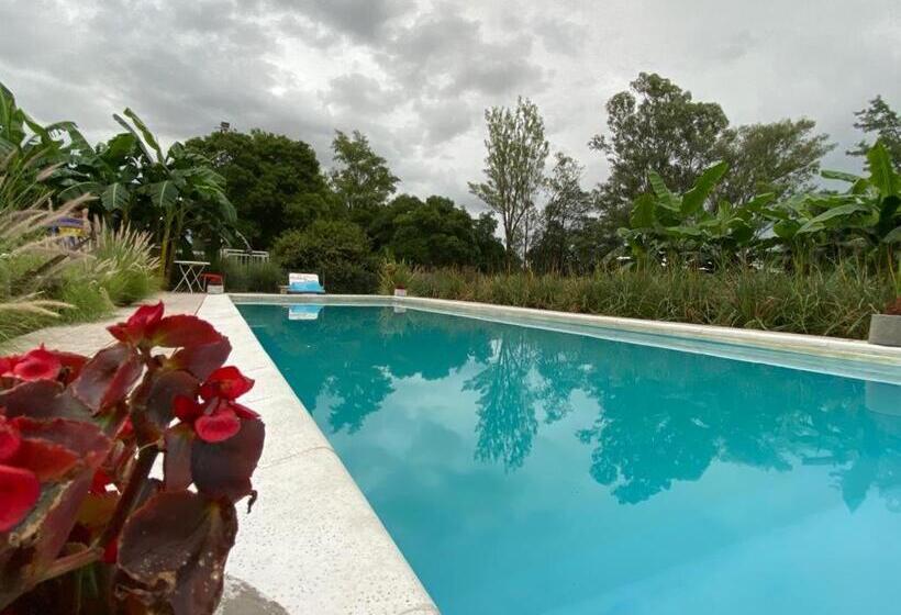 호텔 El Portal De Cerrillos, Hostería De Campo