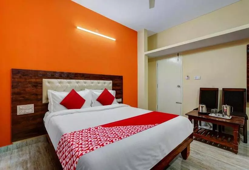 Hotelli Oyo Flagship Shri Sai Palace