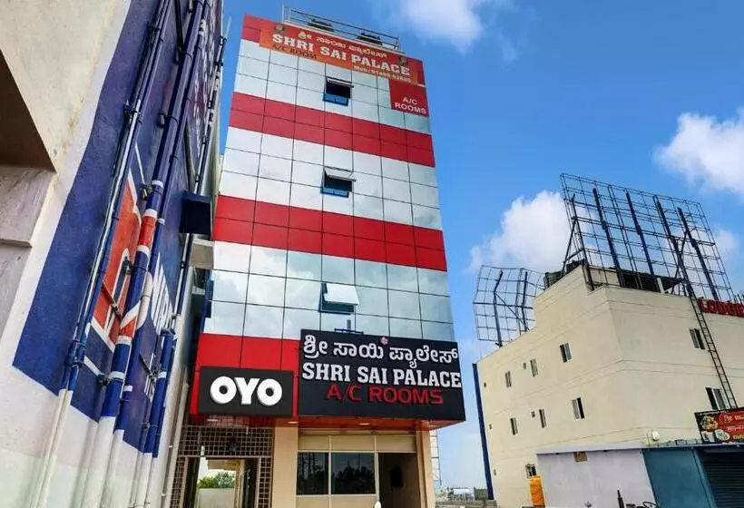 Hotelli Oyo Flagship Shri Sai Palace