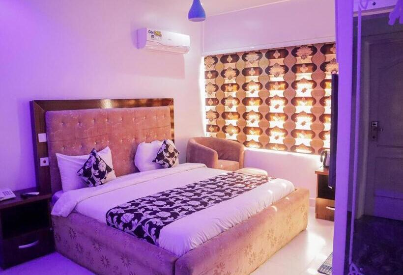 هتل Paradise By Atican Beach