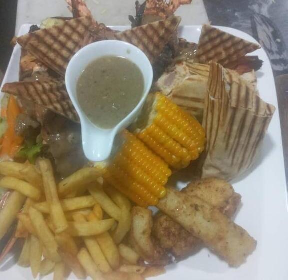 هتل Paradise By Atican Beach